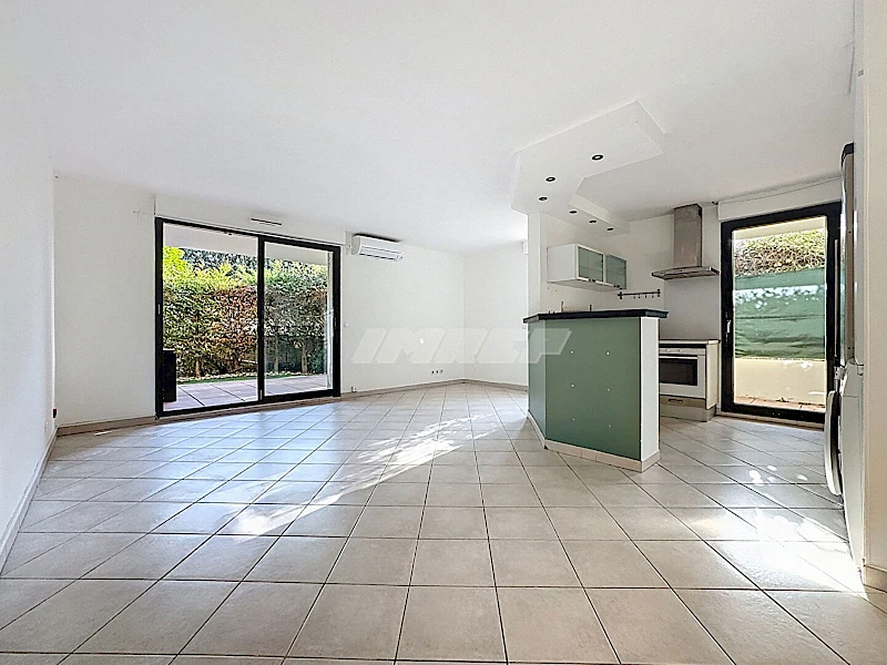 1071-Appartement 3 pièces à vendre à Marseille - Secteur Cabot