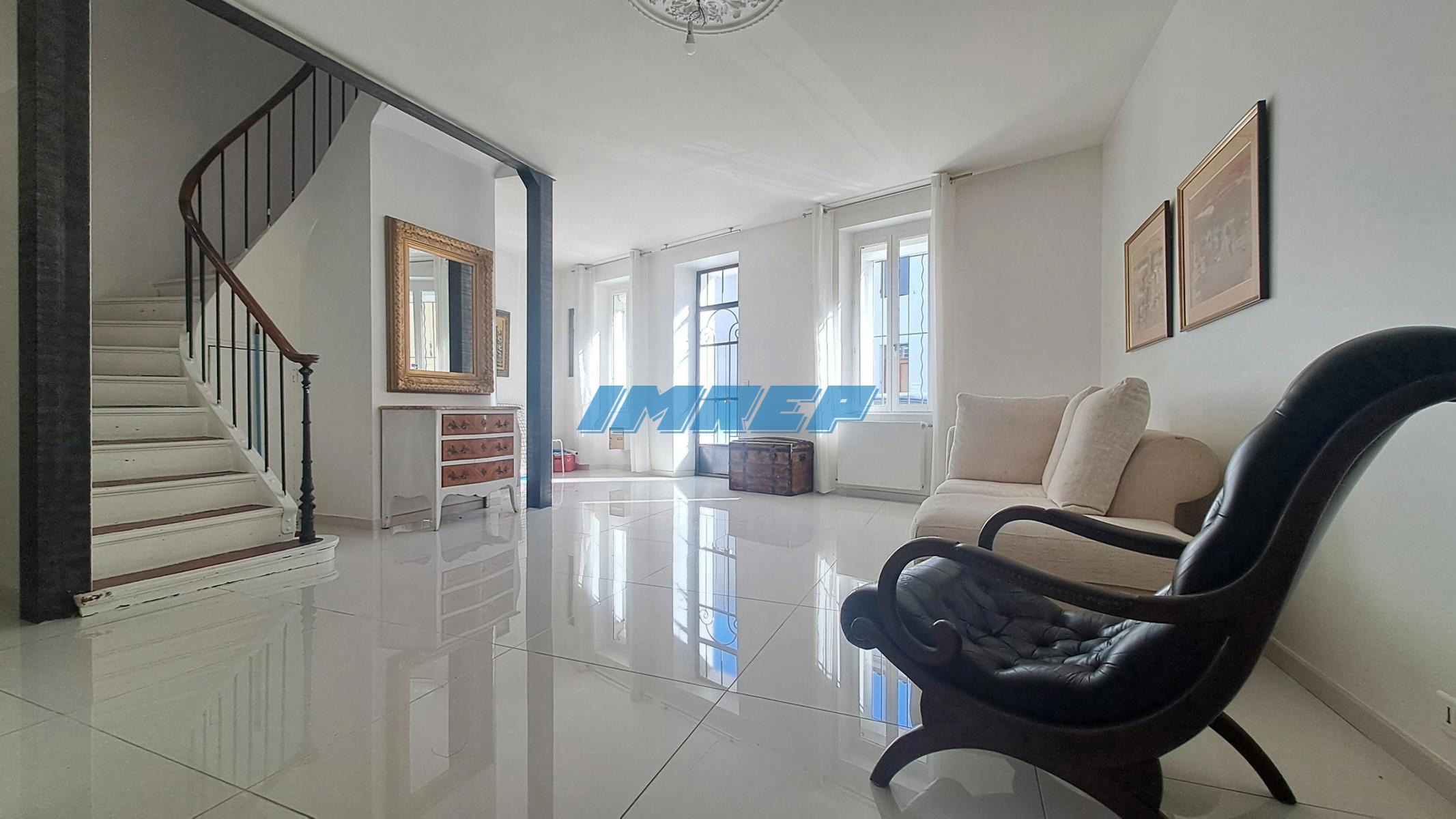 1037-Charmante maison de ville Type 5 - 13009 MARSEILLE réf : 1037 - 2