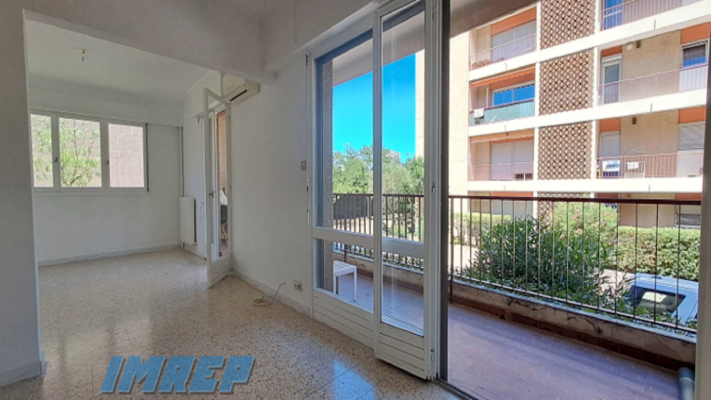 791-Grand T3/4 lumineux balcon cave et parking - 13010 MARSEILLE