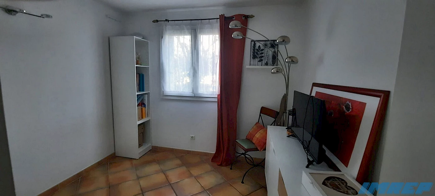 1068-13009 CABOT   4 PIECES EN REZ DE JARDIN  T.B.ETAT  PARK PRIVE