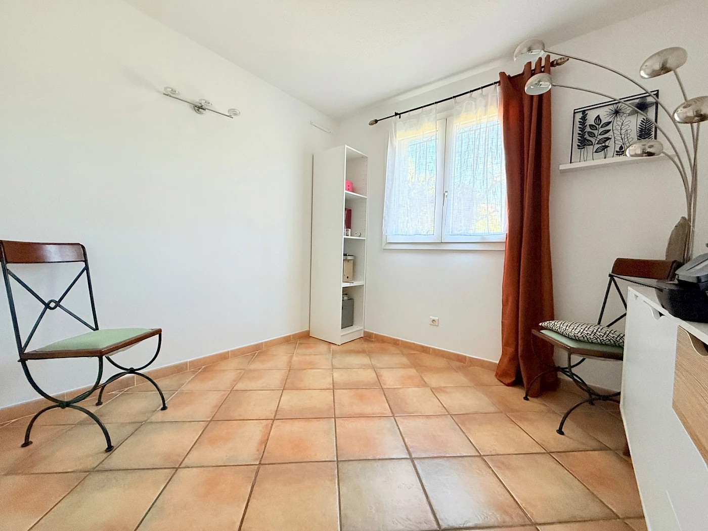 1068-13009 CABOT   4 PIECES EN REZ DE JARDIN  T.B.ETAT  PARK PRIVE