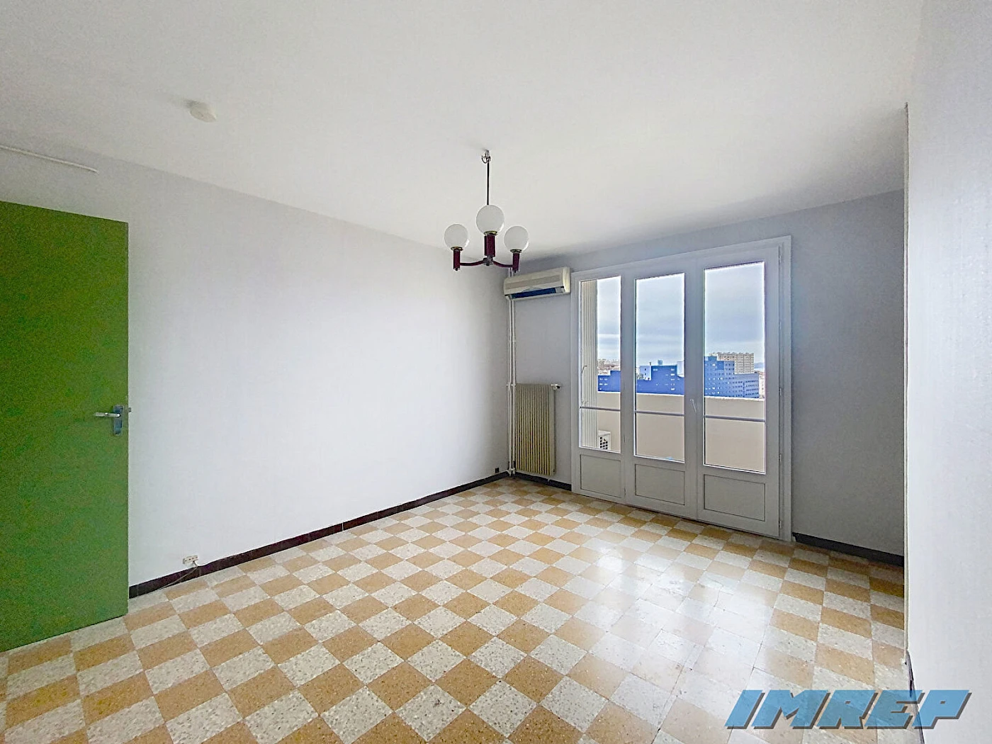 1056-À vendre : Appartement 3 pièces à Marseille, Saint Just