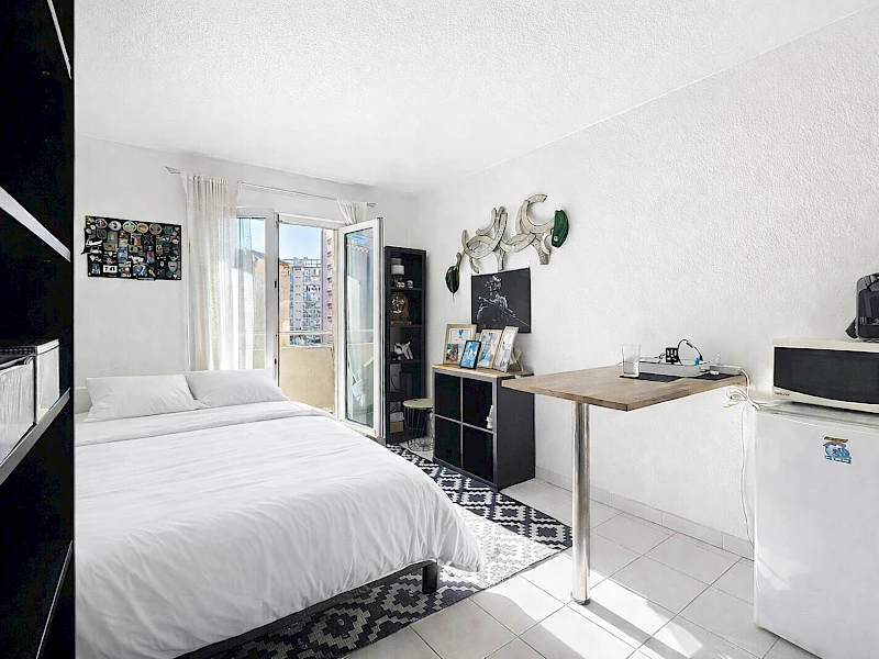 13005 Saint Pierre Studio de 18 m2