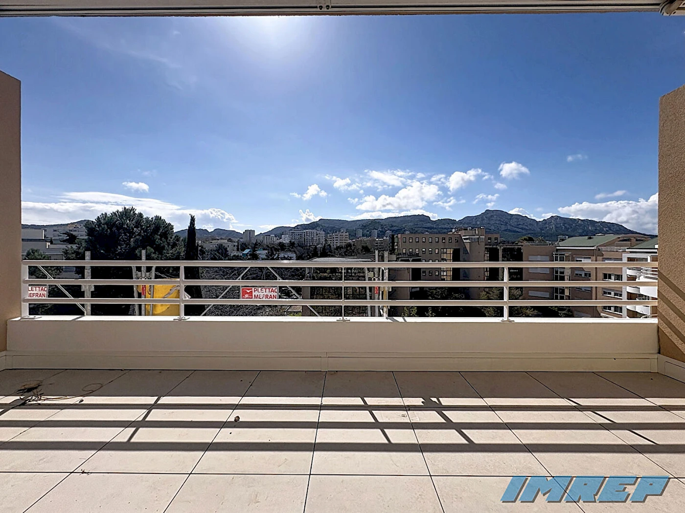 1038-13008 ST ANNE  BONNEVEINE dernier étage type 3 de  95 m2 TERRASS