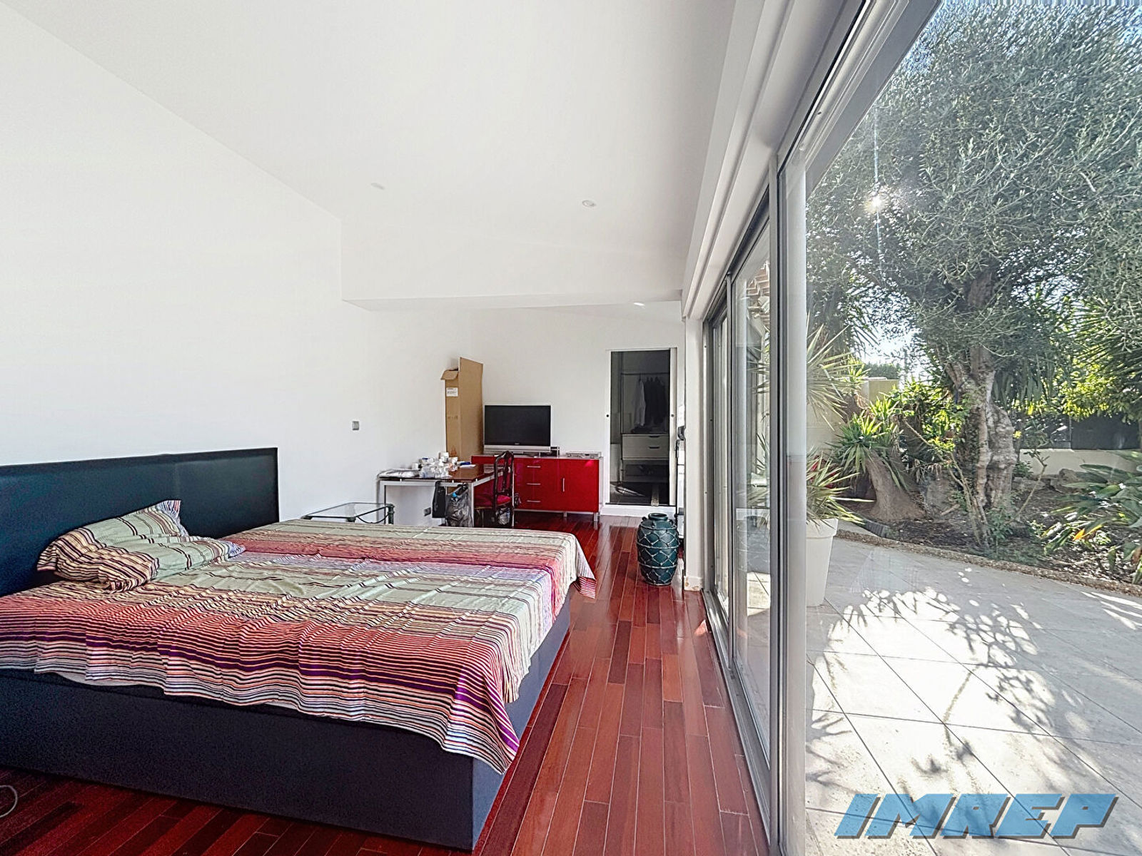 961-13010   Coeur du Village  de Saint  loup belle Maison de 188 m2 - 4