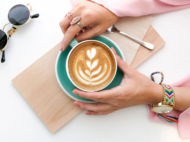 SANDWICHERIE SALADERIE BOISSONS JUS FRUITS CENTRE COMMERCIAL