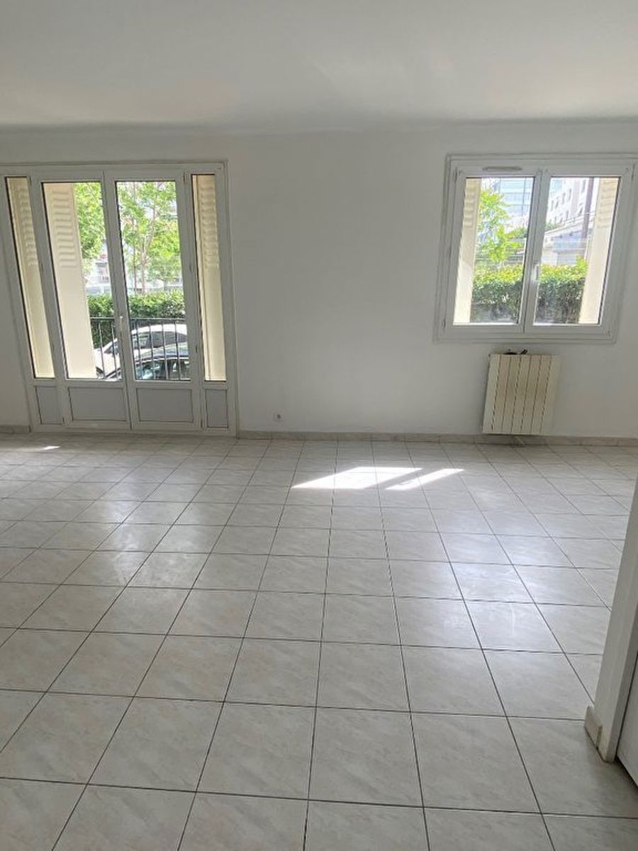 10933-Appartement 3 pièces - Ste Marguerite - 13009 - 3