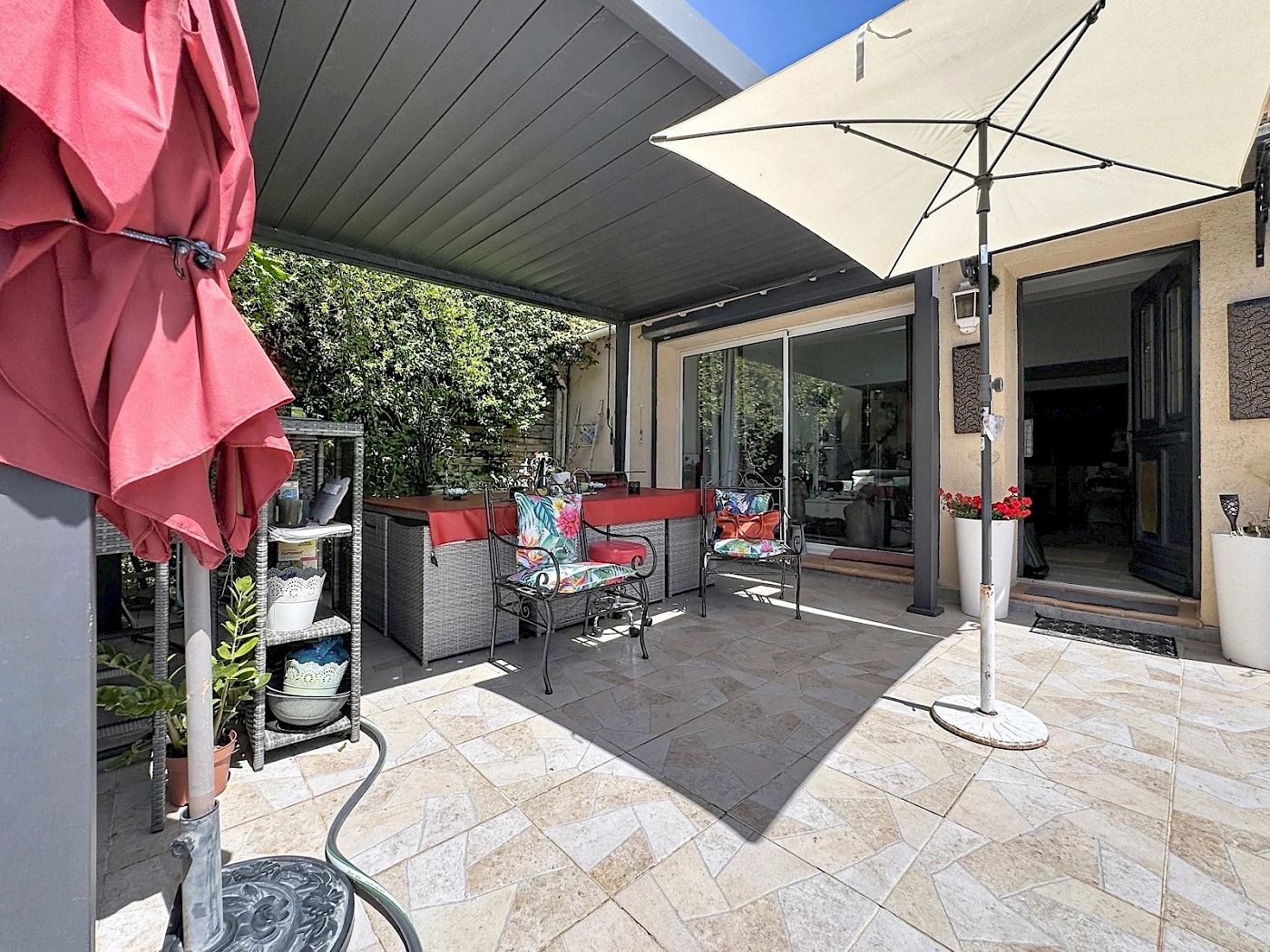 Maison mitoyenne 2 niveaux