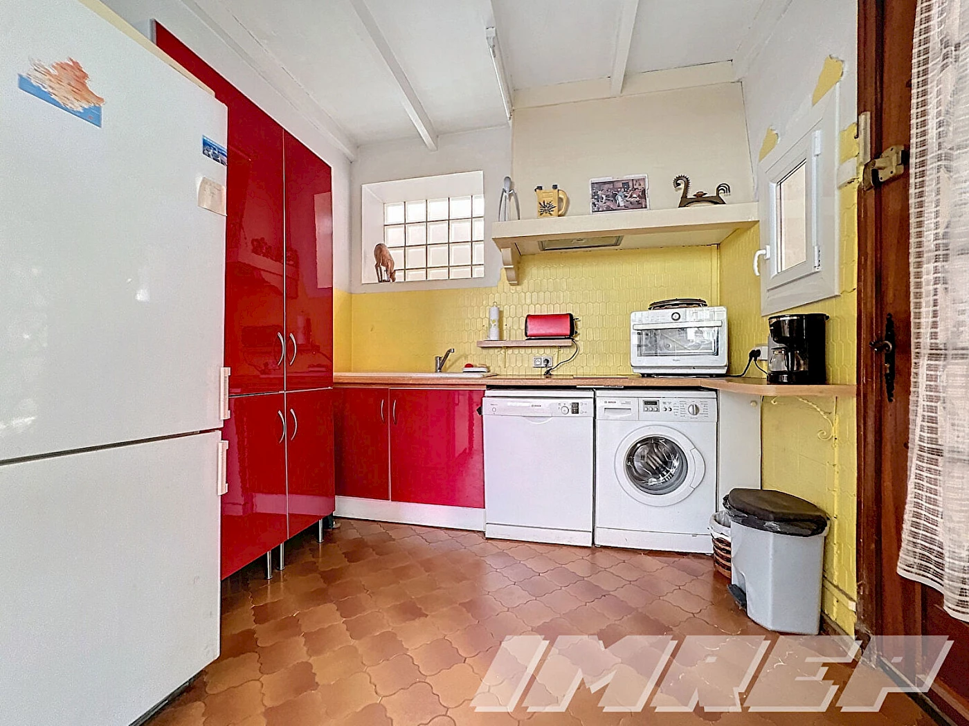 837-Jolie maison bien placée au calme avec studio ind.