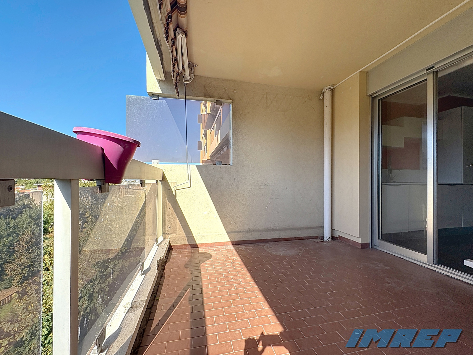 APPARTEMENT - 8